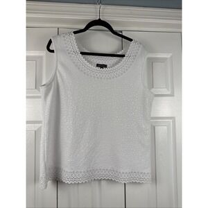 Chances R - Women's XL - Sleeveless - Top - White - Scalloped- Eyelet